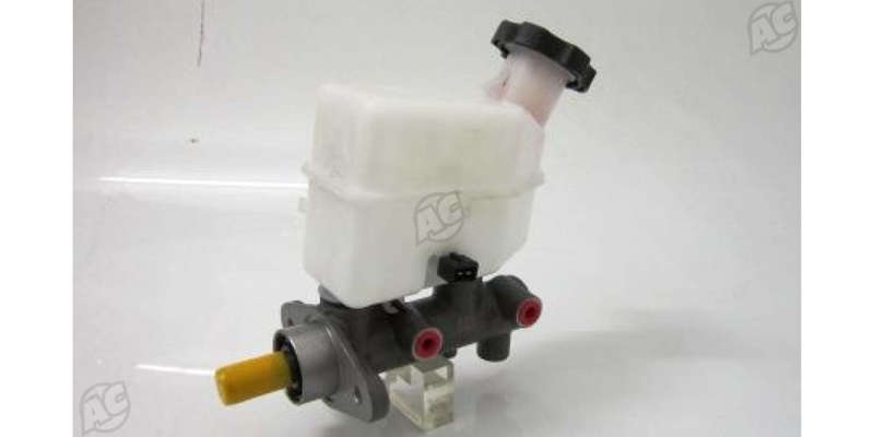 Brake Master Cylinder Hyundai Tucson (06-10), Kia Sportage (06-10) (BettaBrake)