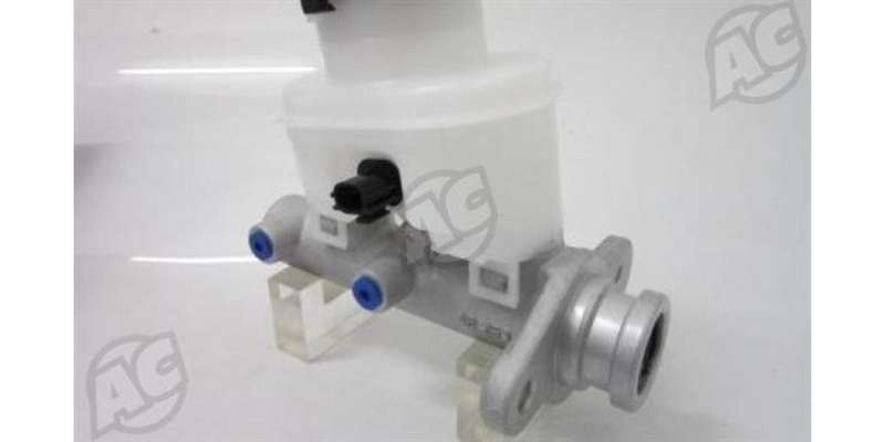 Brake Master Cylinder Isuzu B-Max ISU106