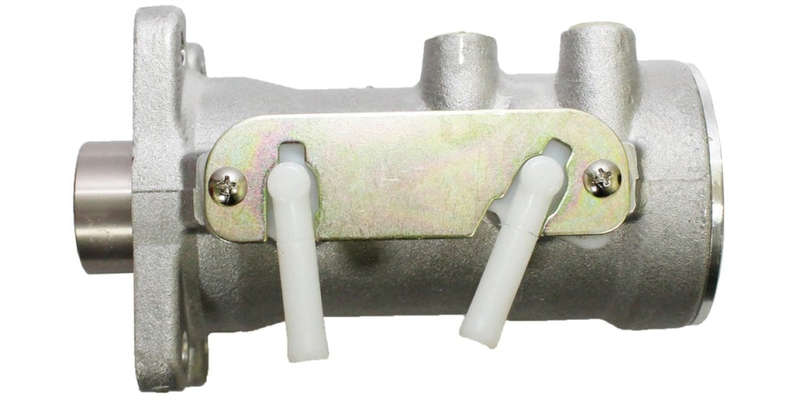 Brake Master Cylinder Isuzu Npr66 (Npr 300)(99-03), Npr66 (Npr 400)(99-03), N-Series (New) Nqr 50...