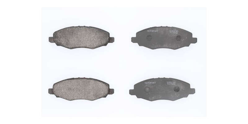Brake Pads Mahindra Xylo,Toyota Innova,Hilux (SET LH & RH Wheel)