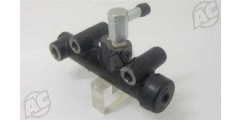 Clutch Master Cylinder Isuzu Hd Fsr/Ftr/Cvr (ISU305)