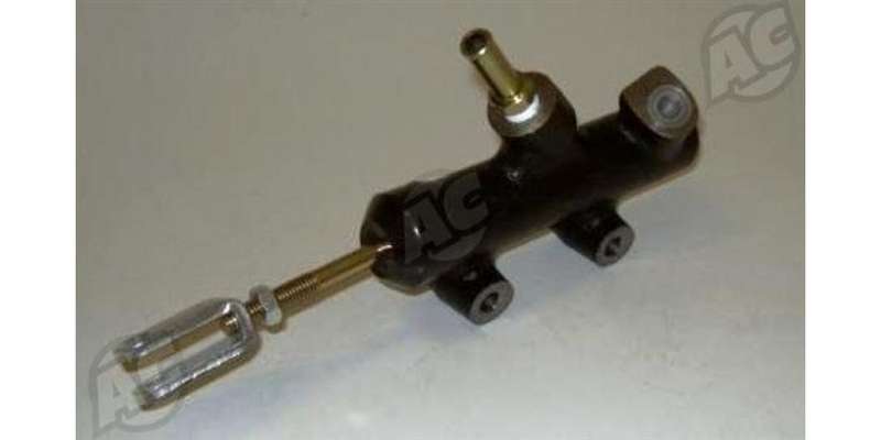 Clutch Master Cylinder Isuzu (ISU306)