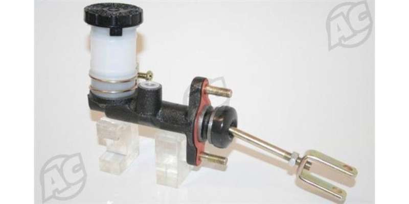 Clutch Master Cylinder Isuzu Kb (ISU302)