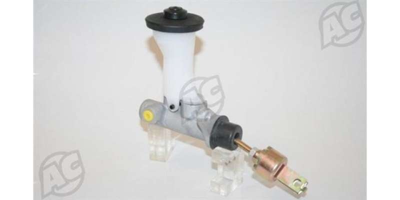 Clutch Master Cylinder Toyota Hilux (TOY309)