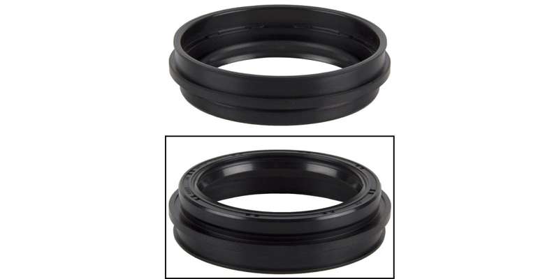 Rear Wheel Oil Seal Toyota Fortuner 4X2 & 4X4 3.0D, 4.0I, Hi Lux 4X2 & 4X4 2.0I, 2.5 D-4D, 2.7I, ...