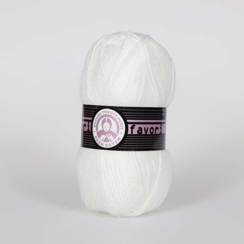 Favori Hand Knitting Yarn White