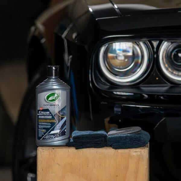 Turtle Wax Hybrid Solutions Ceramic Acrylic Black Polish 500ml
