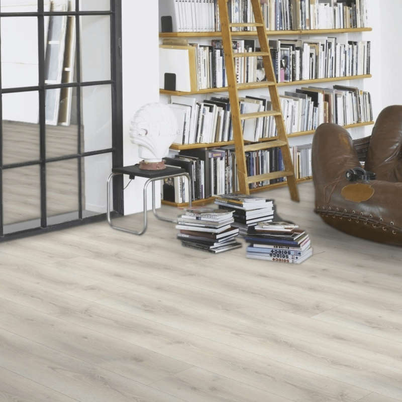 Oak Askada White Limed - Basic 600 XXL 4V AC4/Class 32 (Light Commercial) - Laminate Flooring Cha...