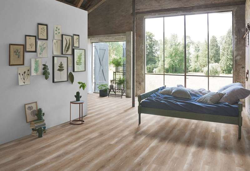 Oak Vintage Natural - Classic 1050 4V AC4/Class 32 (Light Commercial)