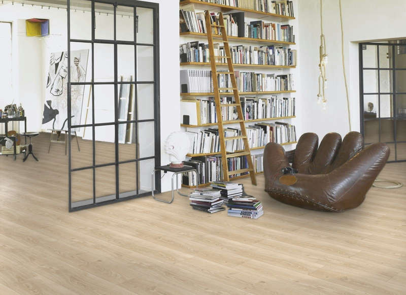 Oak Studioline Sanded - Basic 600 XXL 4V AC4/Class 32 (Light Commercial) - Laminate Flooring Chat...