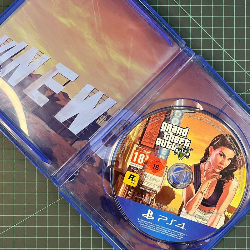 Grand Theft Auto V | PlayStation 4 | PS4 | Used Game | No Manual