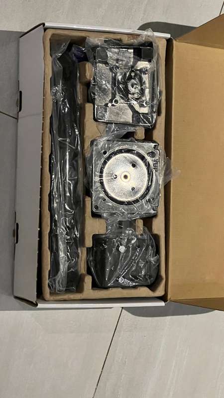Double Extension Flexi Mount for Monitors - F100a (Used) Like New