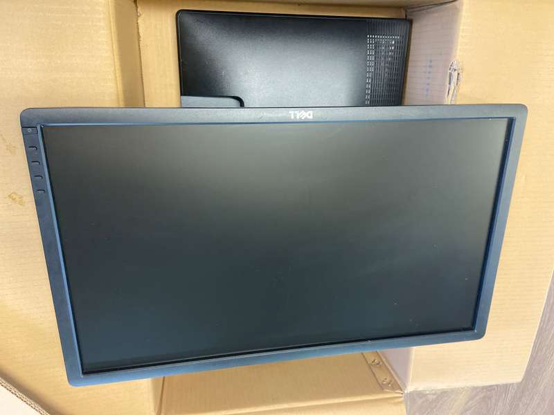 24" Dell PC Monitor B Grade P2412Hb/P2414H with HDMI S/N: CN-OTTMDG-74261-2CO-2UHU