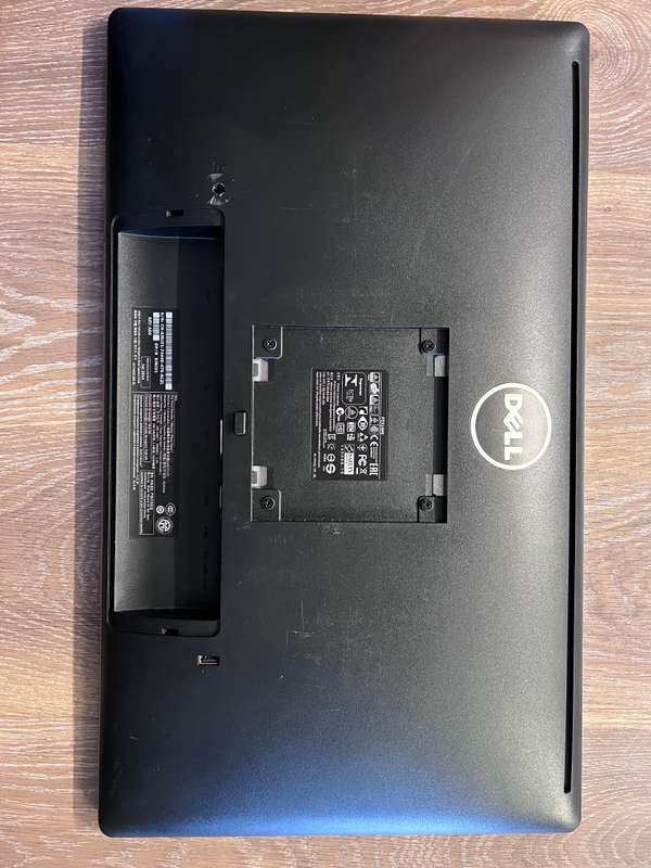 Dell P2314Ht Monitor C Grade- With HDMI