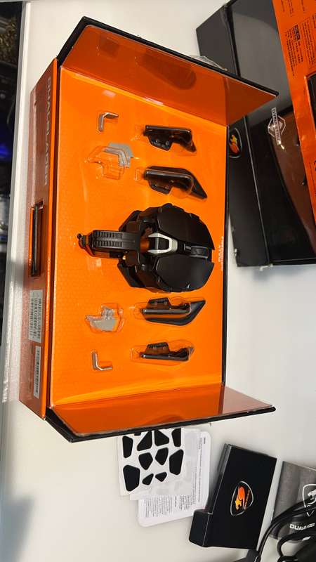 Cougar DUALBLADER Fully Customizable 16000 DPI Optical Gaming Mouse / Evolutionary DYNASTRUT Desi...