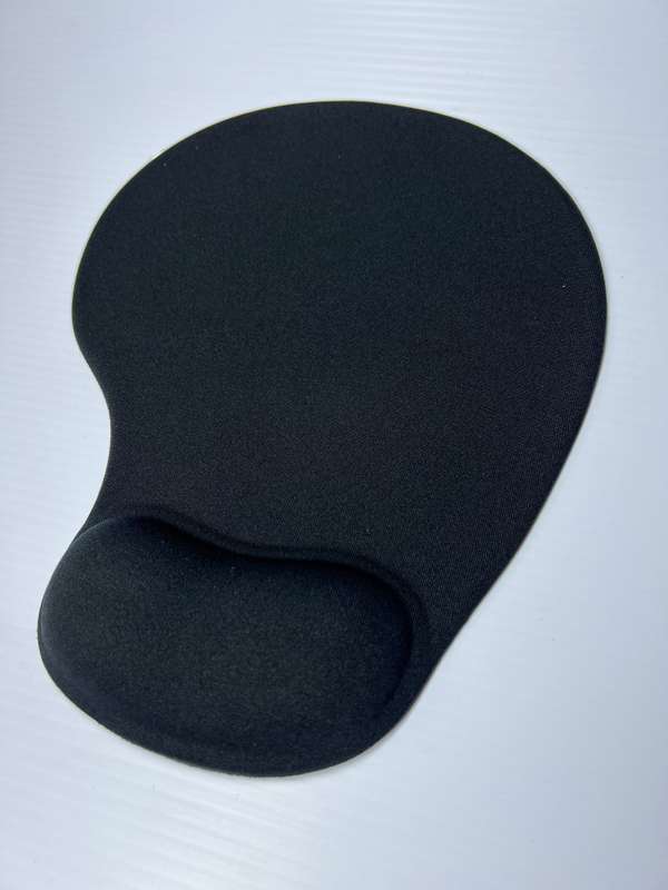 Anti Slip Mouse Pad With Gel Wrist Support
