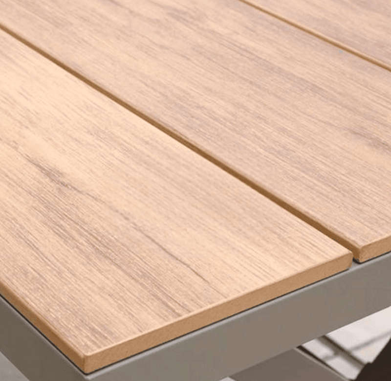Celosia Wooden Outdoor Dining Set