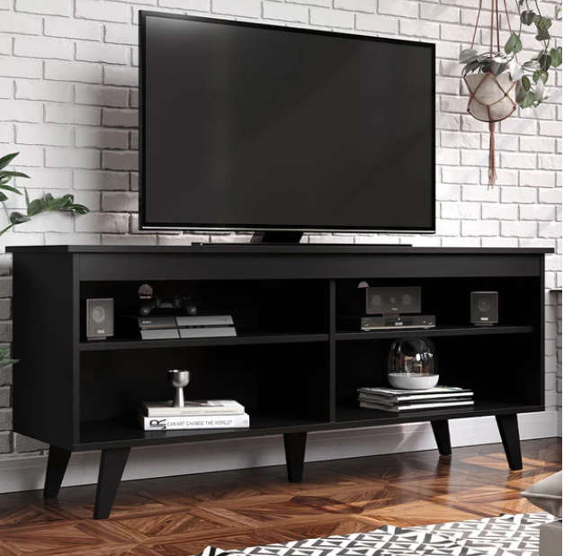 Trianna Plasma Stand