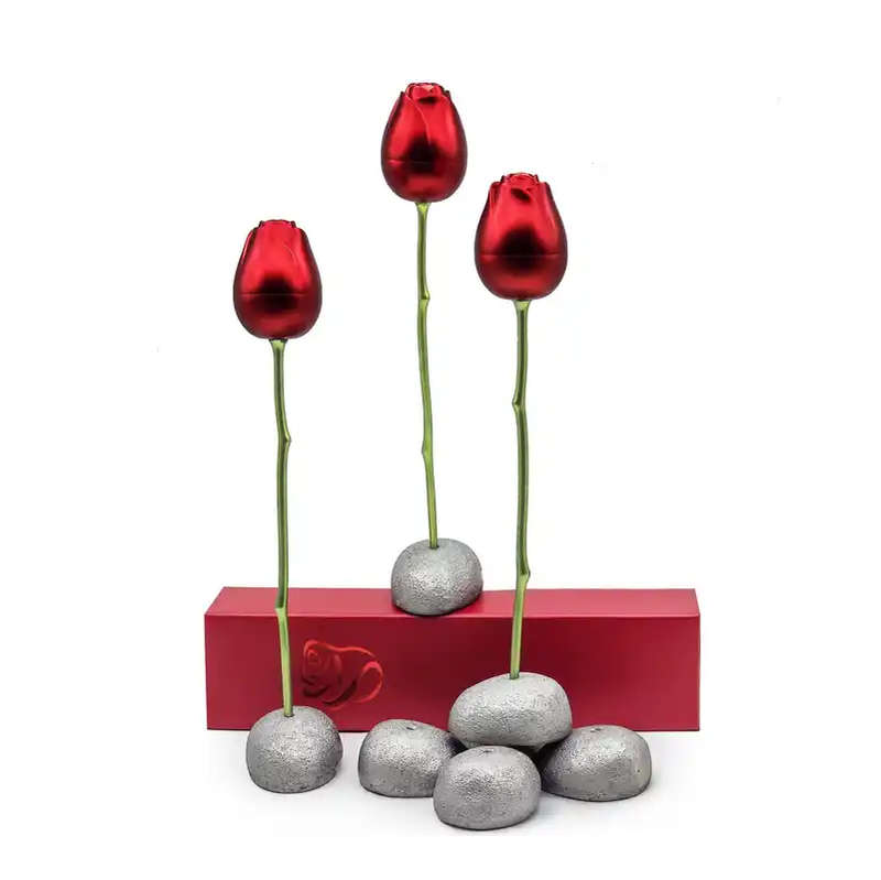 Metal Red rose ring holder/case
