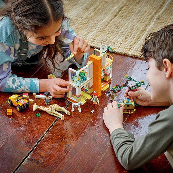 LEGO® Friends Mias Wildlife Rescue Building Kit 41717
