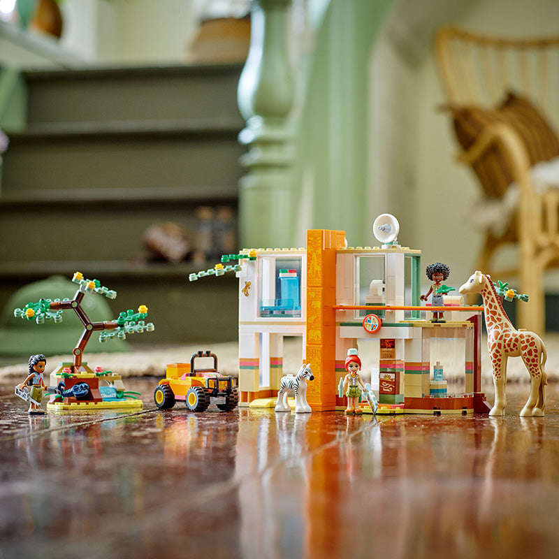 LEGO® Friends Mias Wildlife Rescue Building Kit 41717