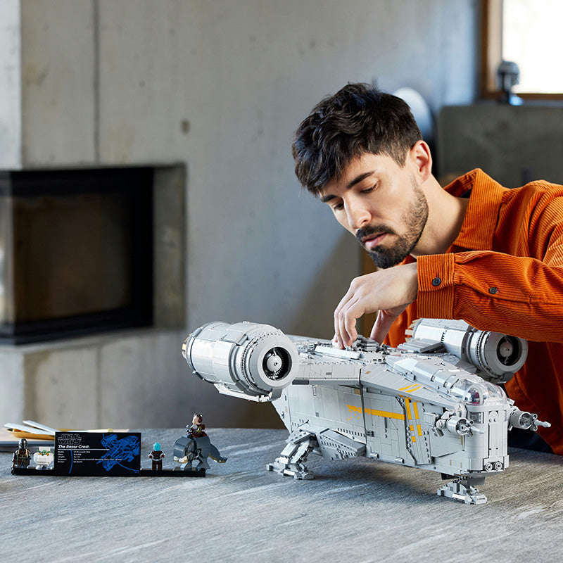 LEGO® Star Wars The Razor Crest UCS Building Kit 75331