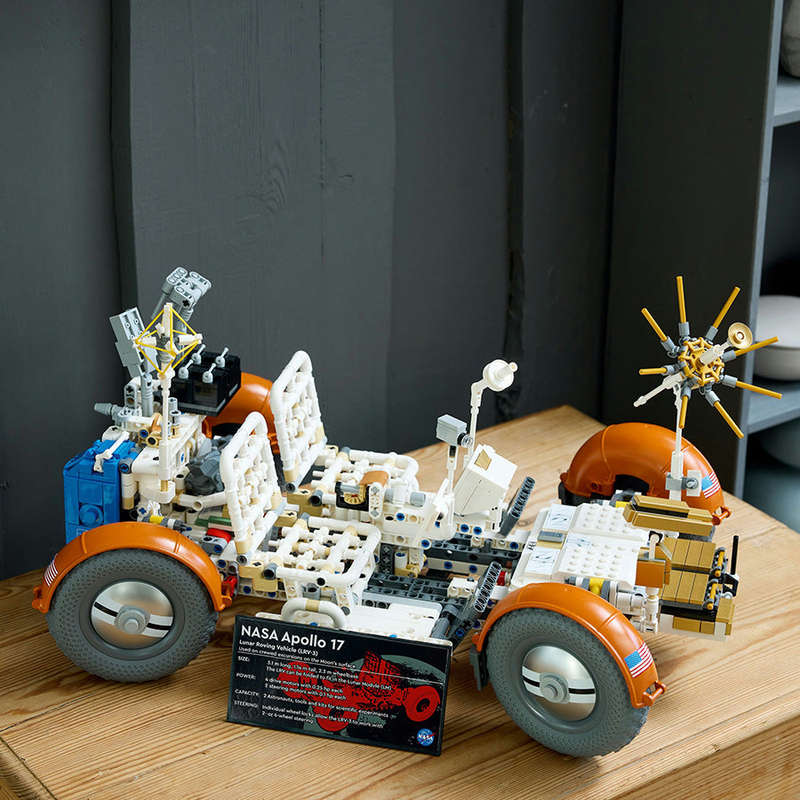 LEGO® Technic NASA Apollo Lunar Roving Vehicle  LRV 42182