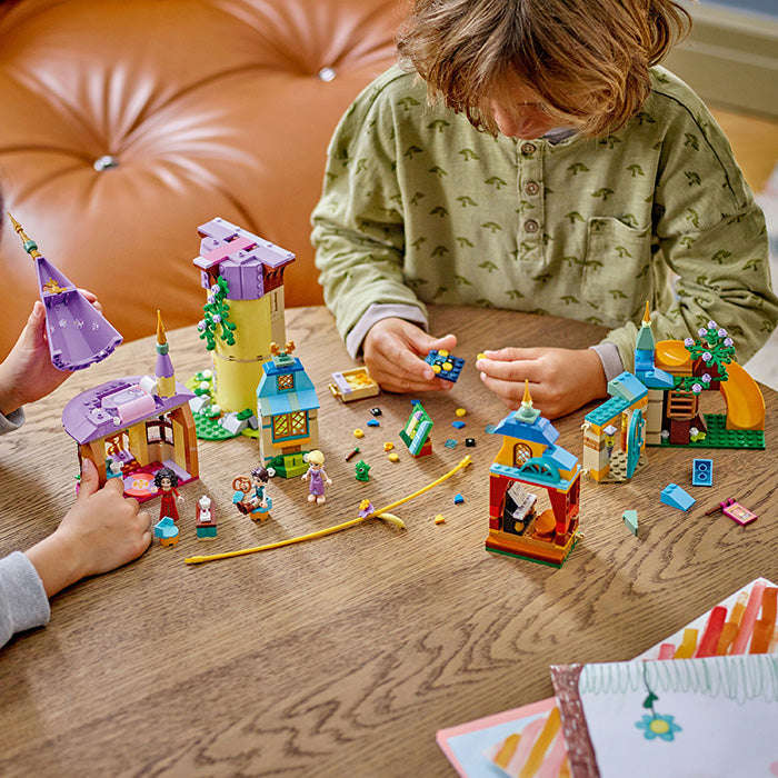 LEGO® ǀ Disney Princess Rapunzels Tower & The Snuggly Duckling 43241