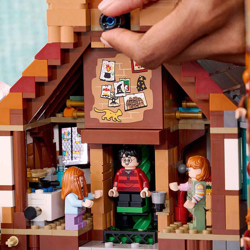 LEGO® Harry Potter The Burrow  Collectors Edition Set 76437