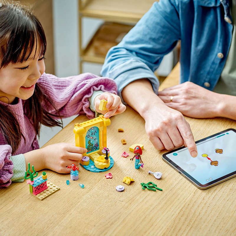LEGO® ǀ Disney Princess Ariels Music Stage 4+ Set 43235