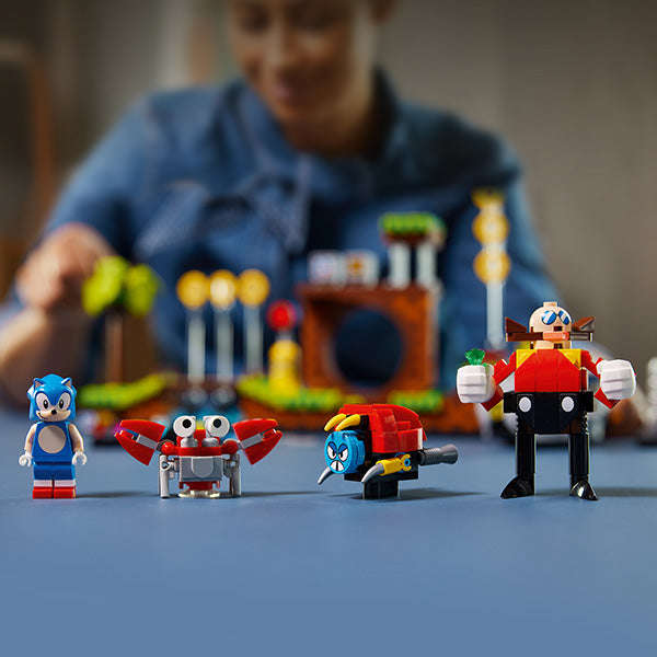 LEGO® Ideas Sonic the Hedgehog  Green Hill Zone 21331