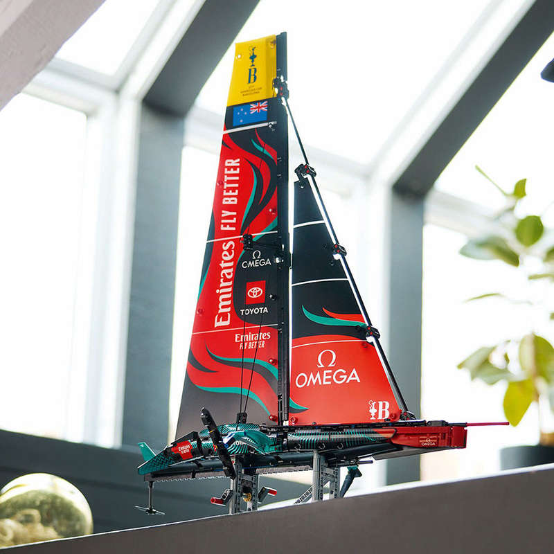 LEGO® Technic Emirates Team New Zealand AC75 Yacht Set 42174