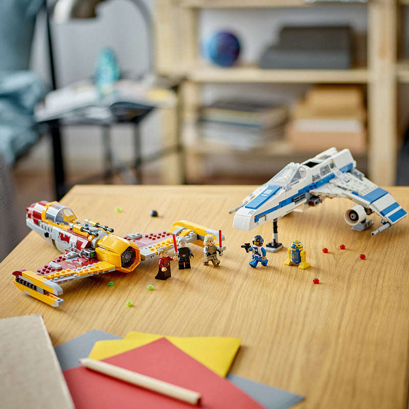 LEGO® Star Wars New Republic E-Wing vs. Shin Hatis Starfighter 75364