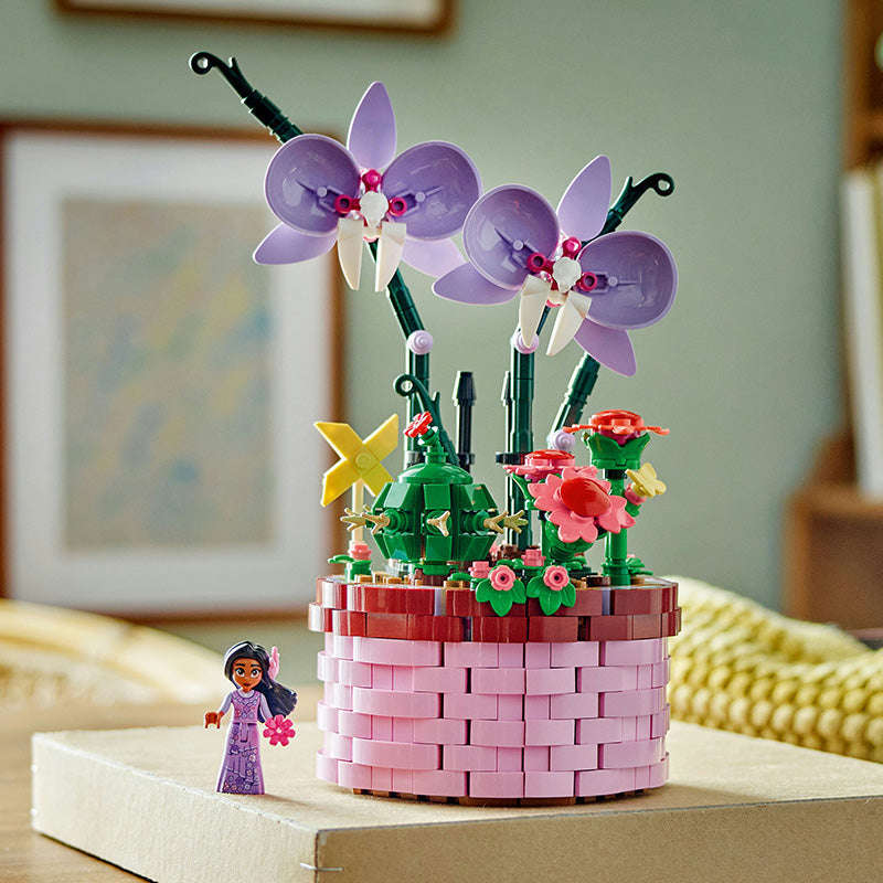 LEGO® ǀ Disney Princess Encanto Isabelas Flowerpot Set 43237