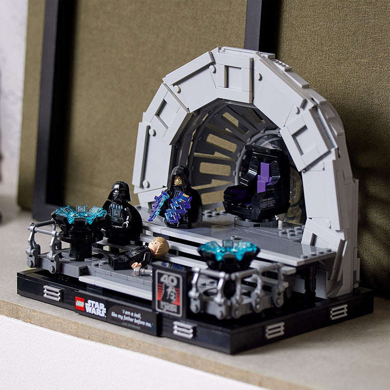 LEGO® Star Wars Emperors Throne Room Diorama Building Set 75352
