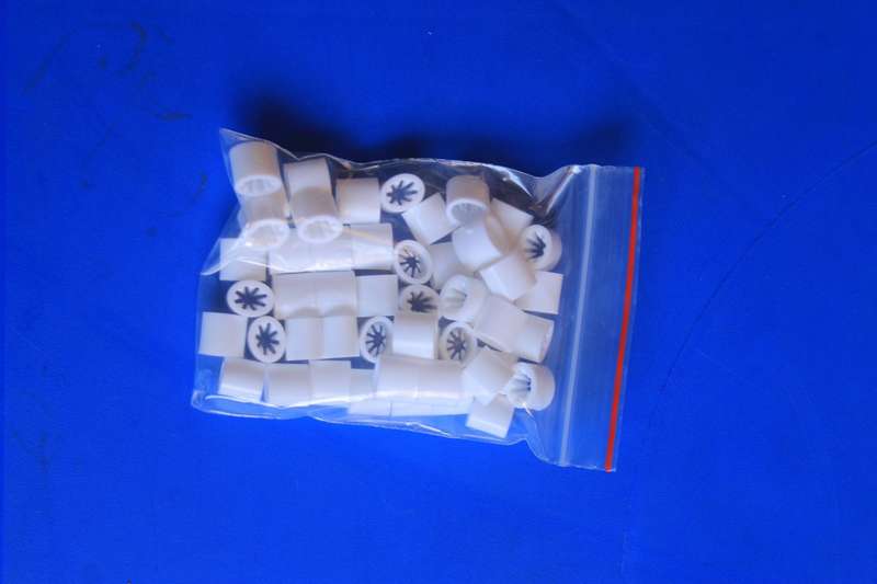 Wristbands(Material) Plastic Barrel Sliding Lock Clasp Toggles (Pack of 50)