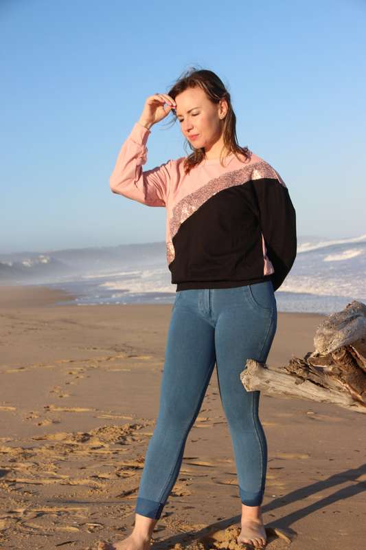 LUNE Colorblock Contrast Sequins Sweatshirt