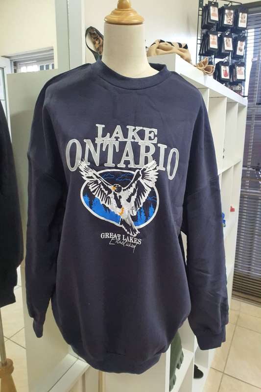 Pullover 'Lake Ontario' Print