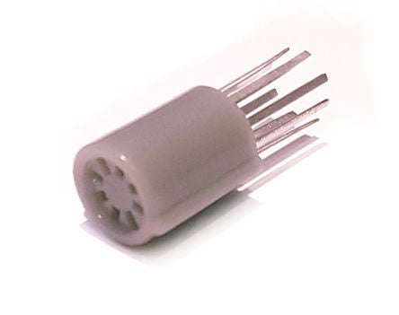 Round transistor socket 8way ribbed 17my60