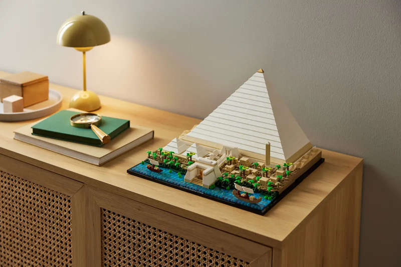 LEGO® Architecture Great Pyramid of Giza model (21058)