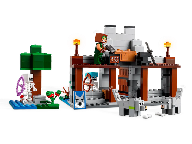 LEGO® Minecraft The Wolf Stronghold (21261)