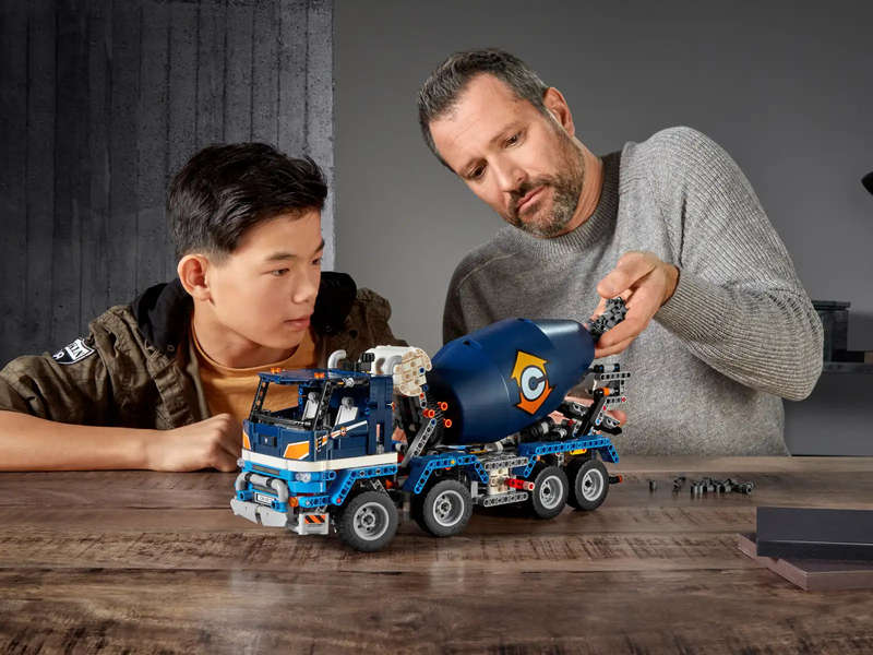 LEGO® Technic 42112 Concrete Mixer Truck