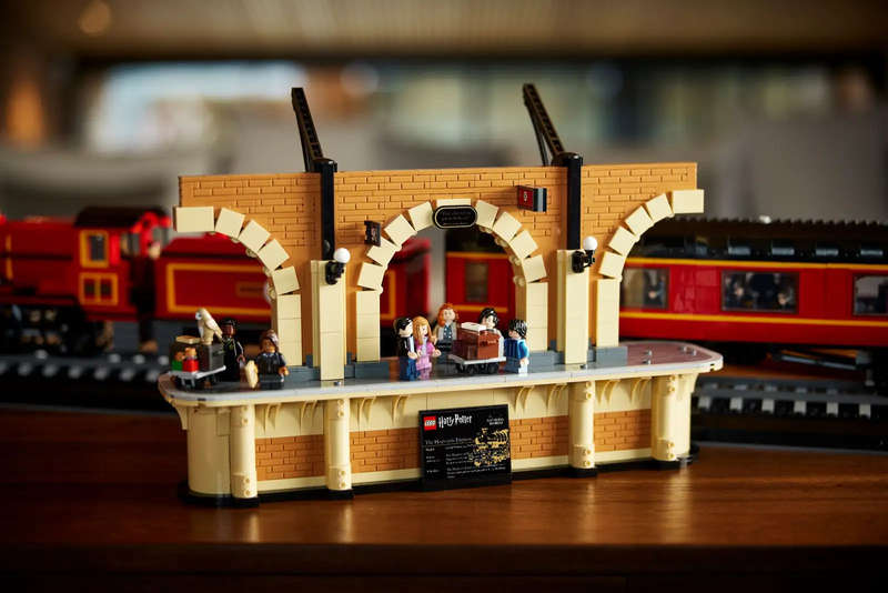 LEGO® Harry Potter 76405 Hogwarts Express  Collectors' Edition