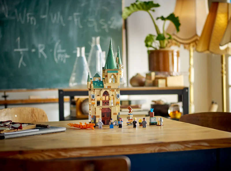 LEGO® Harry Potter Hogwarts: Room of Requirement playset (76413)