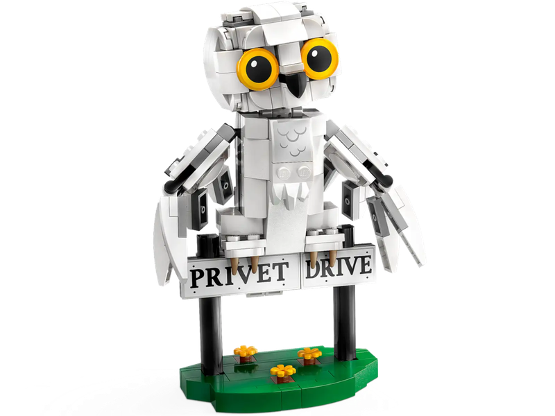 LEGO® Harry Potter Hedwig at 4 Privet Drive (76425)
