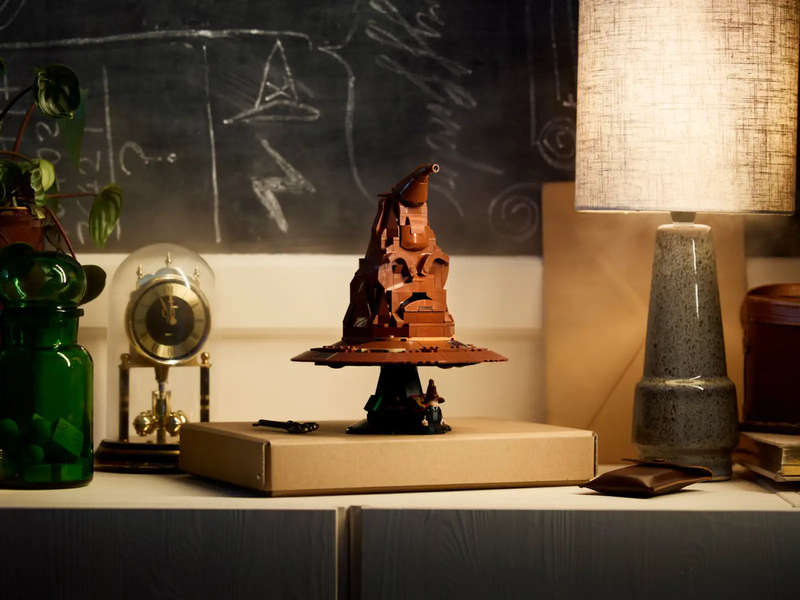 LEGO® Harry Potter Hogwarts Talking Sorting Hat (76429)