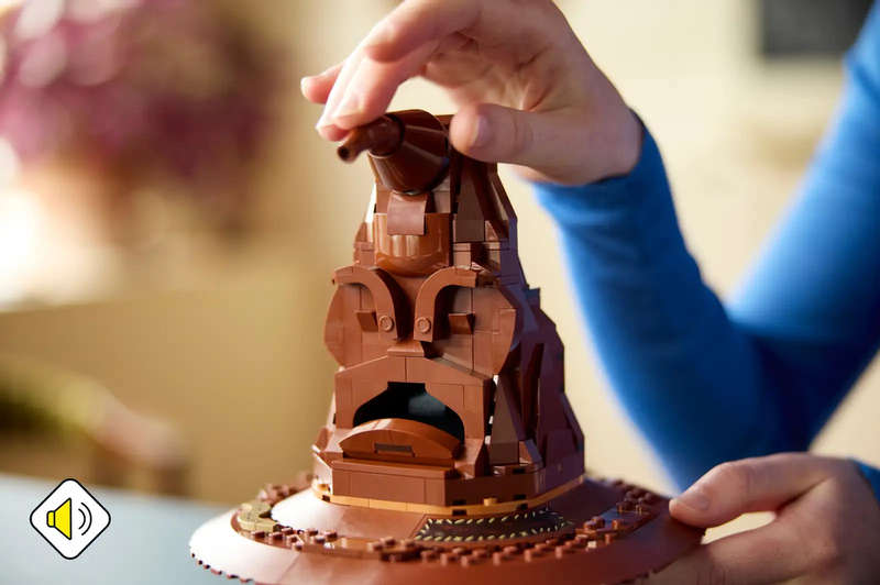 LEGO® Harry Potter Hogwarts Talking Sorting Hat (76429)
