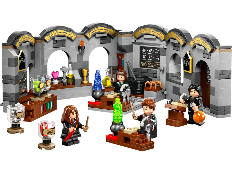 LEGO® Harry Potter Hogwarts Castle: Potions Class  (76431)