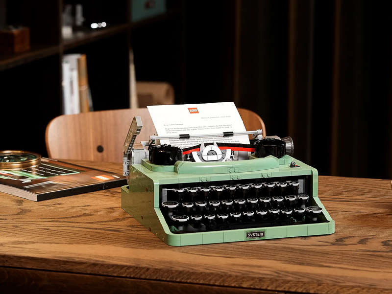 LEGO Ideas  21327 typewriter