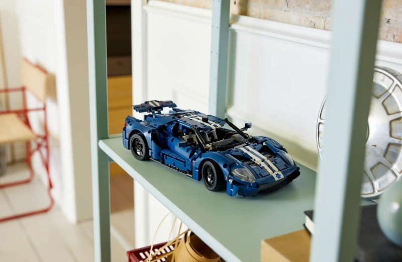 LEGO® 42154 Technic 2022 Ford GT